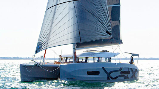 Excess 11 - The Nauti Salesman